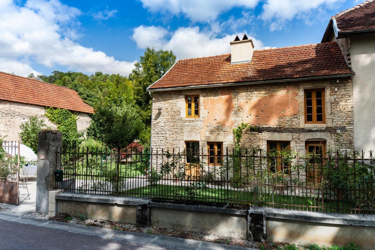Relais De La Fontaine - Maison De Charme Cunfin Exterior foto
